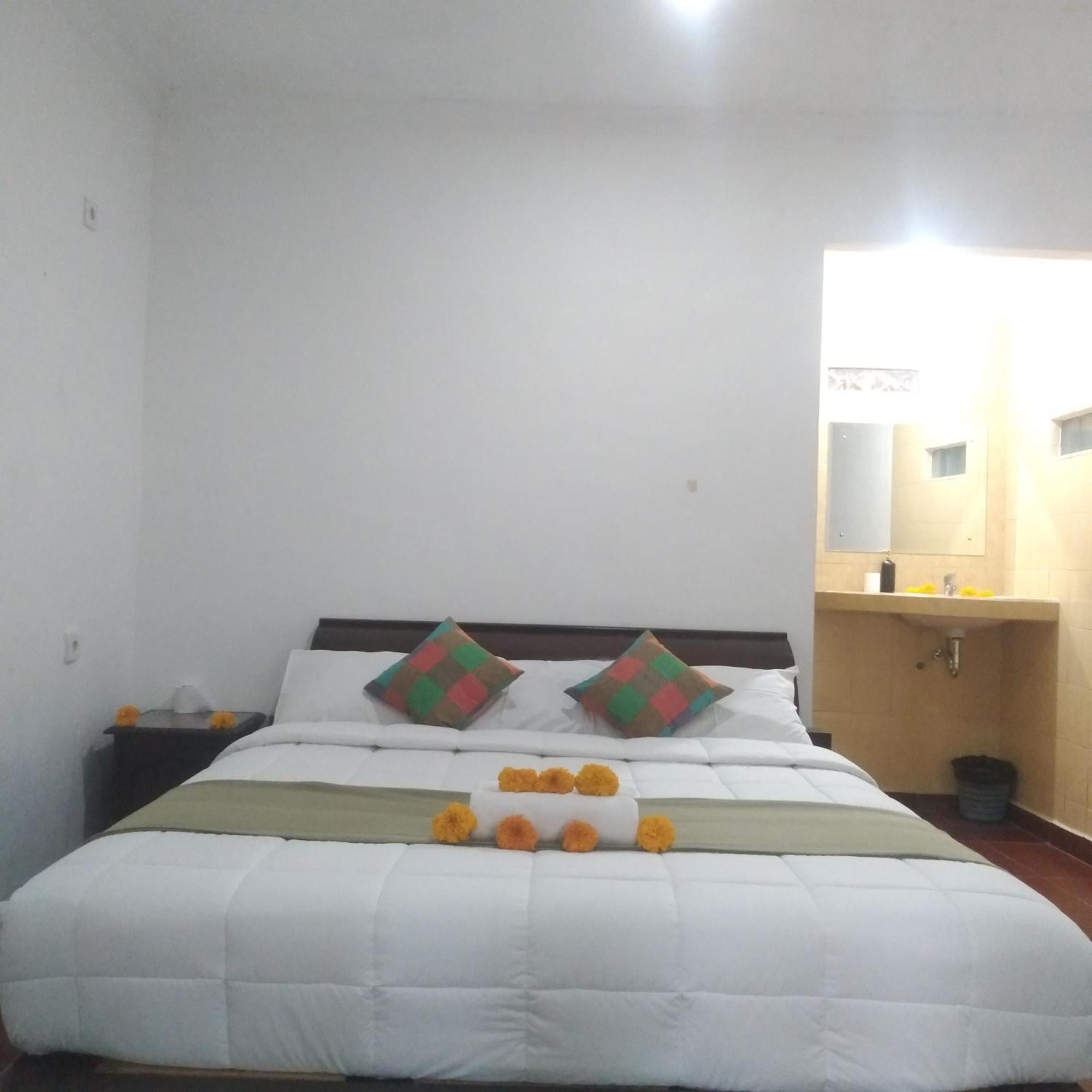 Inn Between Убуд Экстерьер фото